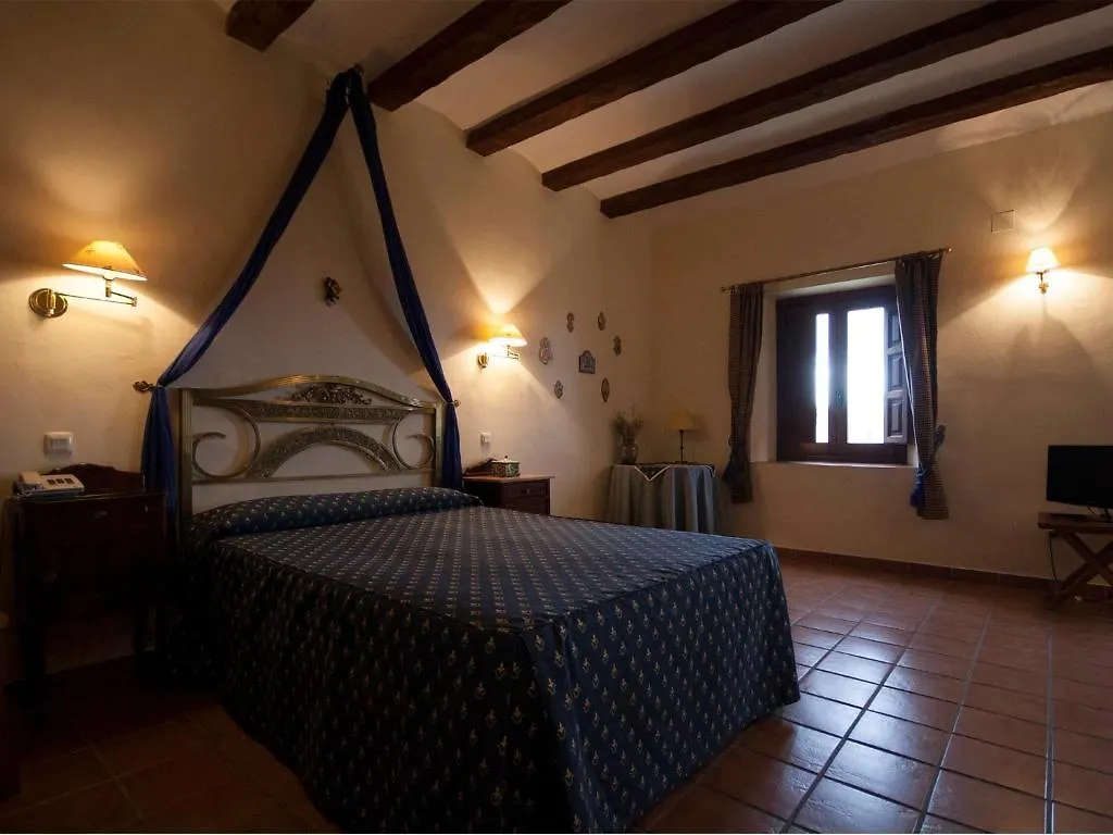 La Hosteria De Oropesa Guest house
