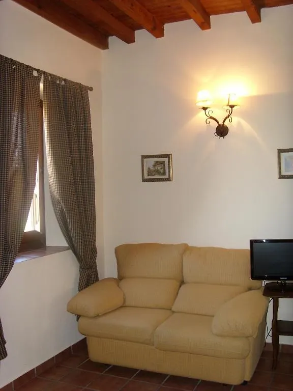 La Hosteria De Oropesa Guest house